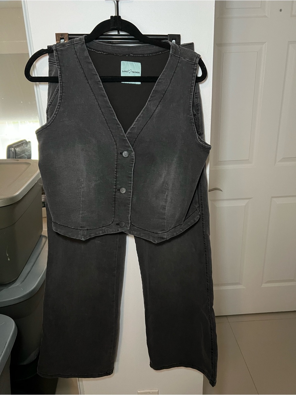 Matching Set Women's Straight Leg Jeans in Washed Black and Vest with buttons